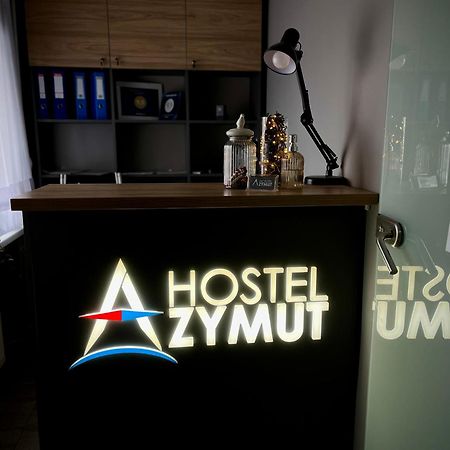 Hostel Azymut Wrzesnia Bagian luar foto